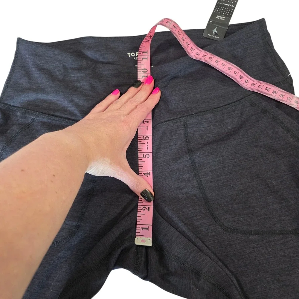 Torrid Cropped Leggings Womens 0 Black High‎ Rise Stretch Yoga Athletic Pull On